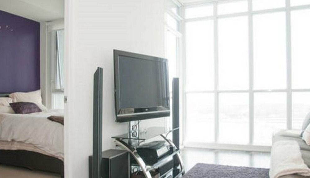 Nge Stays - Downtown Suite Lake View Торонто Екстер'єр фото